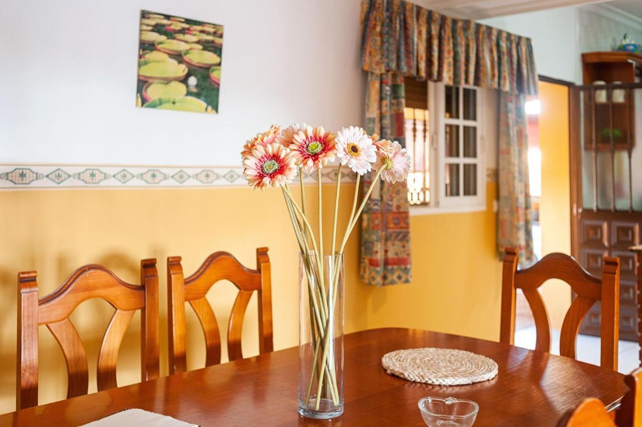 Casa Chiqui - Solo Familias Villa Conil De La Frontera Eksteriør billede