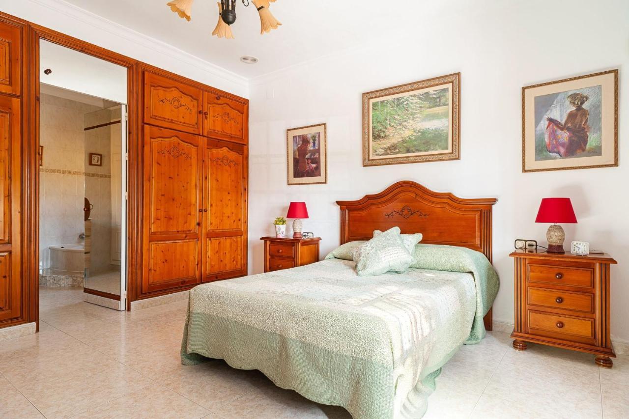 Casa Chiqui - Solo Familias Villa Conil De La Frontera Eksteriør billede